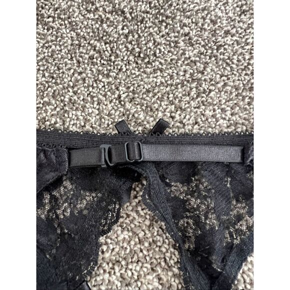 Black Lace Garter Belt with Satin Bows size medium - Picture 5 of 7
